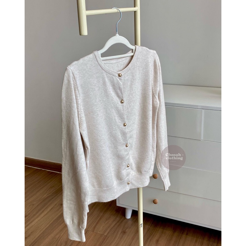 Áo cardigan len mỏng