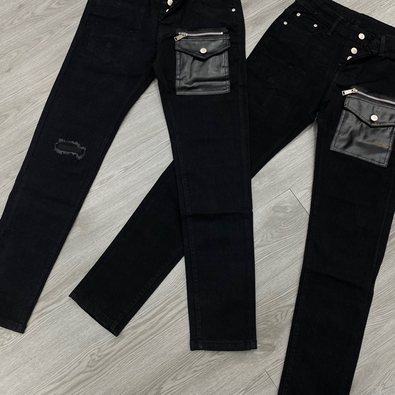 Quần jean dsq2 thêu túi da bản 4 cúc rách gối 1 bên,quần dsq2 đen thêu túi da khoá ngang đơn giản
