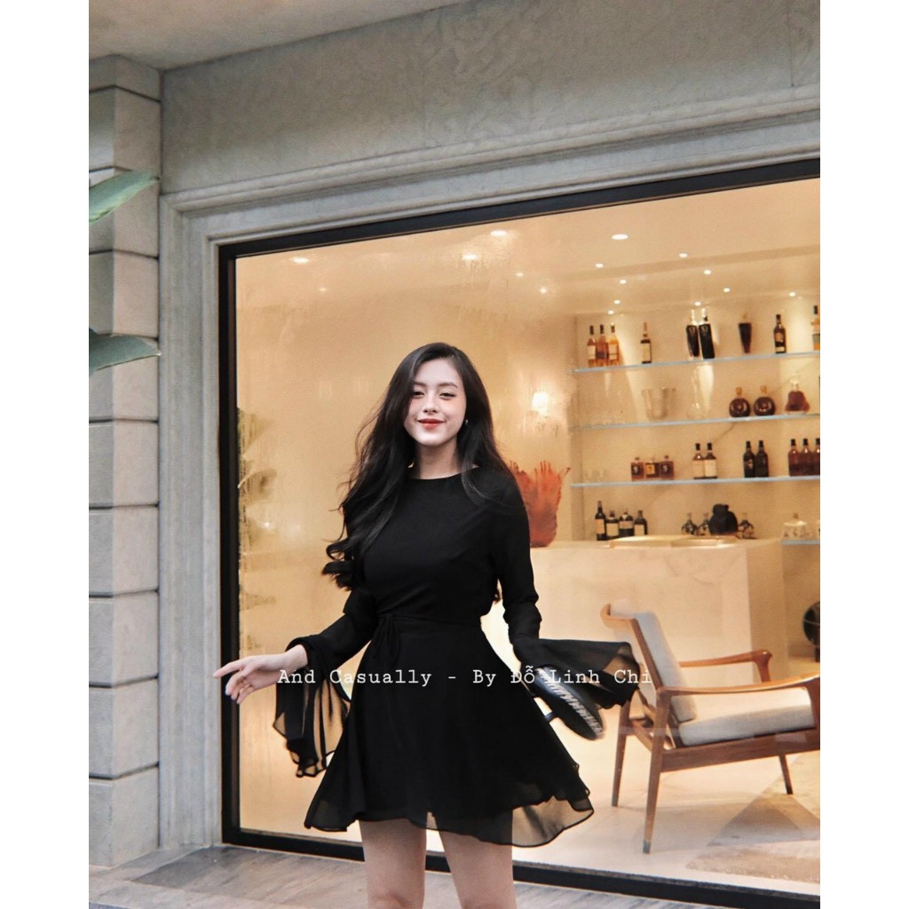 Đầm xòe nữ thun gân tăm kiểu hở lưng tay dài loe form ngắn xinh xắn