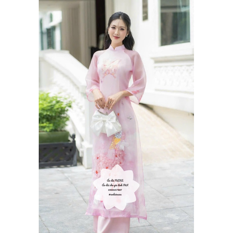 Áo dài ĐIệp Phi hồng- áo dài NAXA