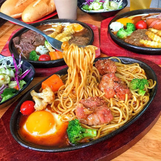 Chảo gang ovan kèm đế gỗ ovan bé23,5x15 ovan to 25,5x15,5
