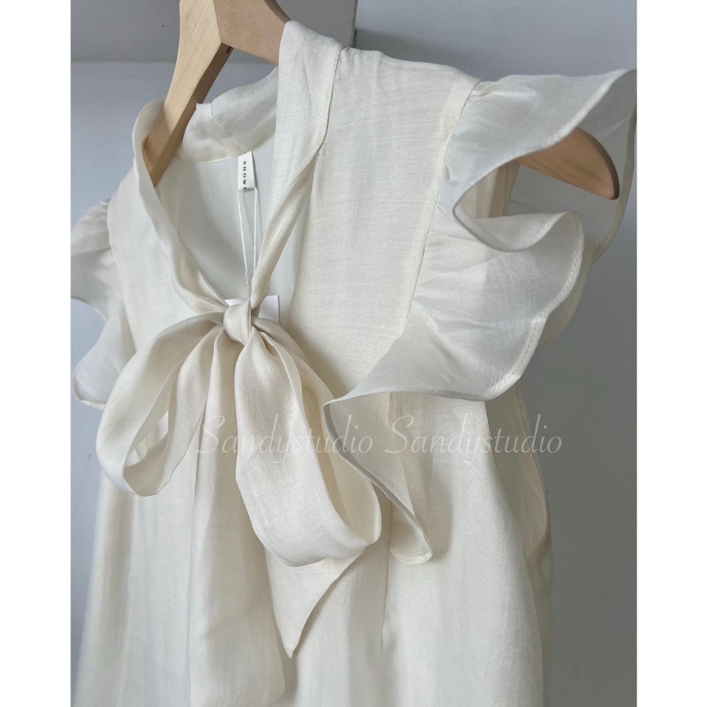 Áo sơ mi sát nách bèo vai V.GU_studio cất vải tơ hàn hai lớp mặc đi chơi