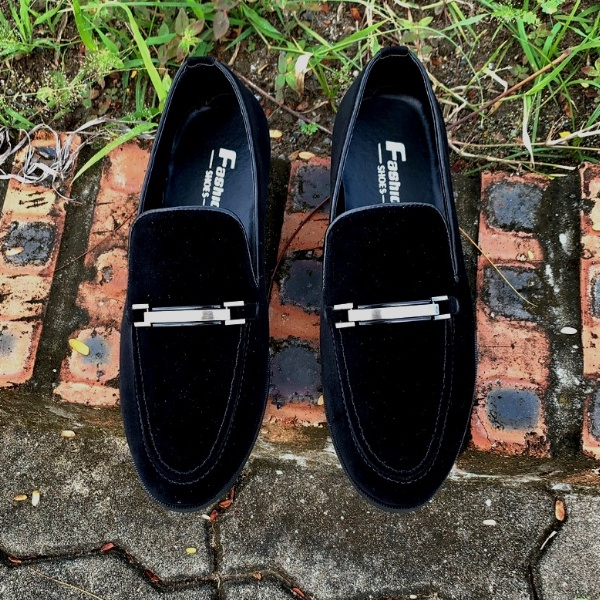 Giày lười da lộn nam - đính mác kim loại nằm ngang thân giày bảo hành 12 tháng lỗi 1 đổi 1 do nhà sx