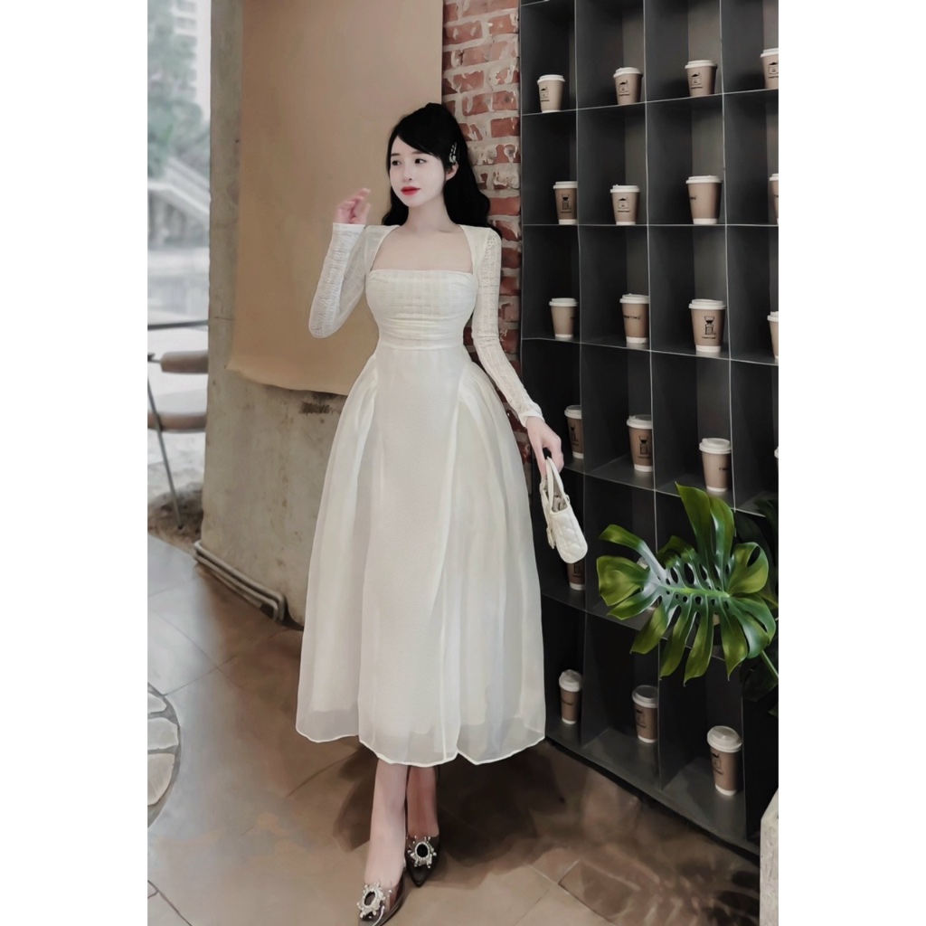 Váy cổ vuông cup ngực tay dài dáng xoè kèm tag đá
