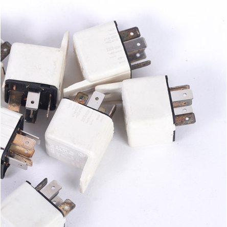 Rơ le đèn Vespa ,Liberty , Hàng chuẩn, giá tốt