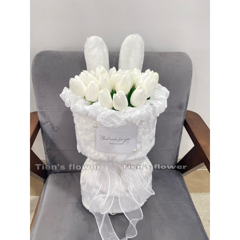 Bó hoa sáp tulip tai Thỏ Bunny kèm túi siêu xinh làm quà tặng sinh nhật của mẹ 20/10 14/2 8/3 kèm túi thiệp đèn L66