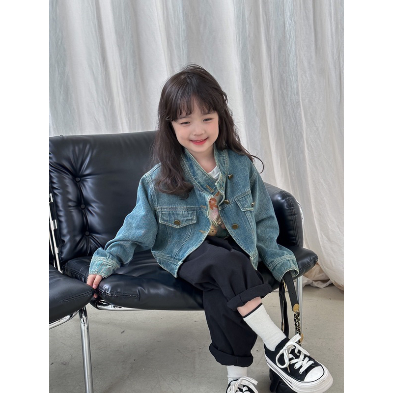 Áo khoác jean cho bé gái, sành điệu .Hàng của hãng AMbb chuẩn đét 100% hàng QC cao cấp