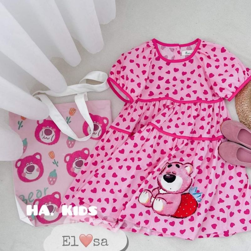 Váy gấu dâu cho bé gái 8 đến 30kg.hình thật trải sàn ak