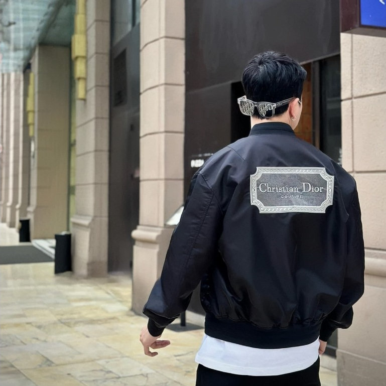 Áo Khoác Bomber Nam Đi O Thêu Logo Sau Áo Siêu Đẹp - Áo Khoác Nam Bomber Đi O Cao Cấp