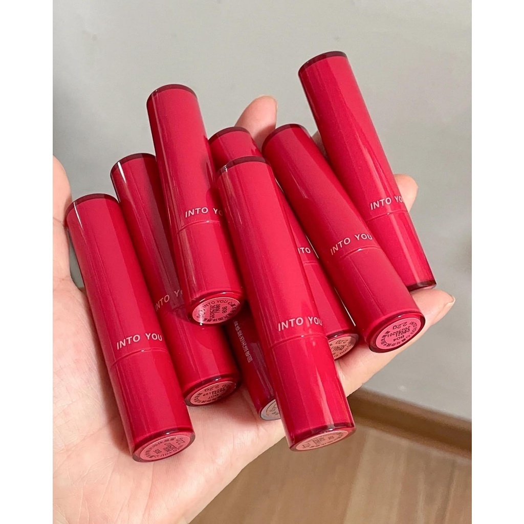 Son dưỡng Into You Brilliant Lipstick