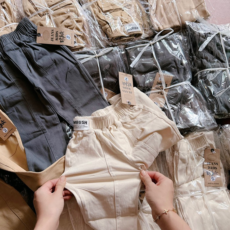 Quần dài bé trai, quần kaki loại 1 tem cạp gân trước cho bé 8-30kg