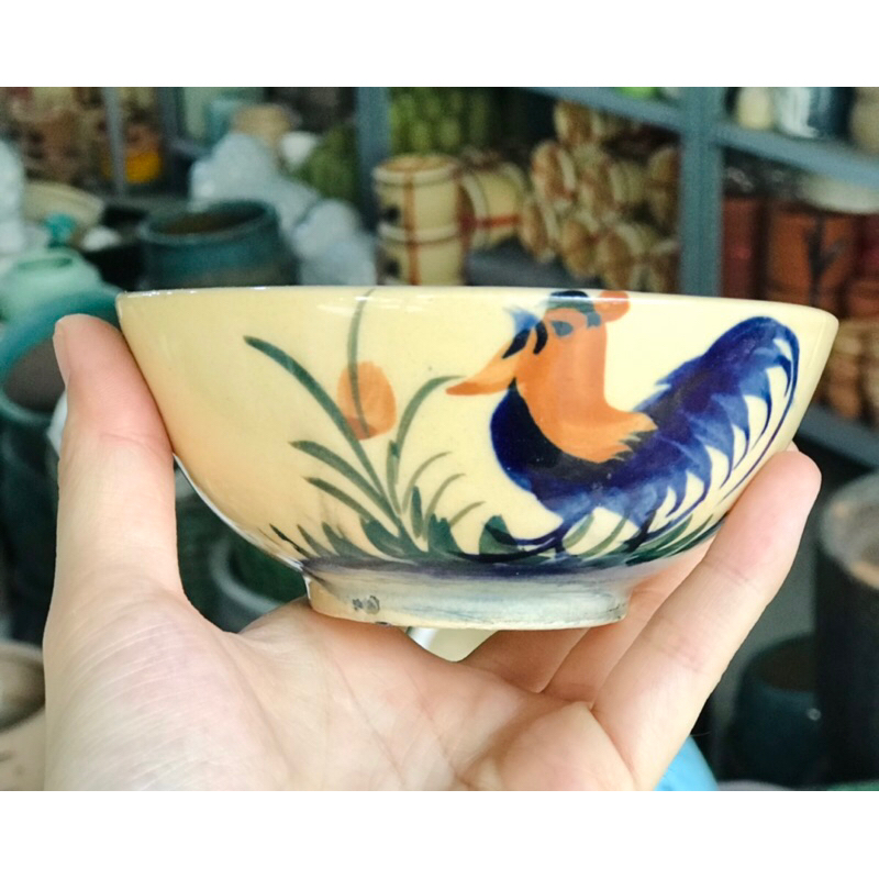 Chén dĩa gà hàng thường KHÔNG sạn không chân đinh