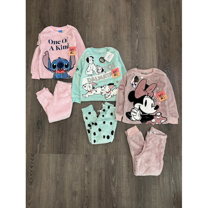 Bộ lông hình nổi thêu đắp bé gái