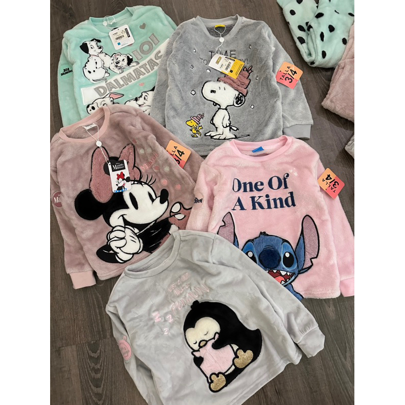 Bộ lông hình nổi thêu đắp bé gái