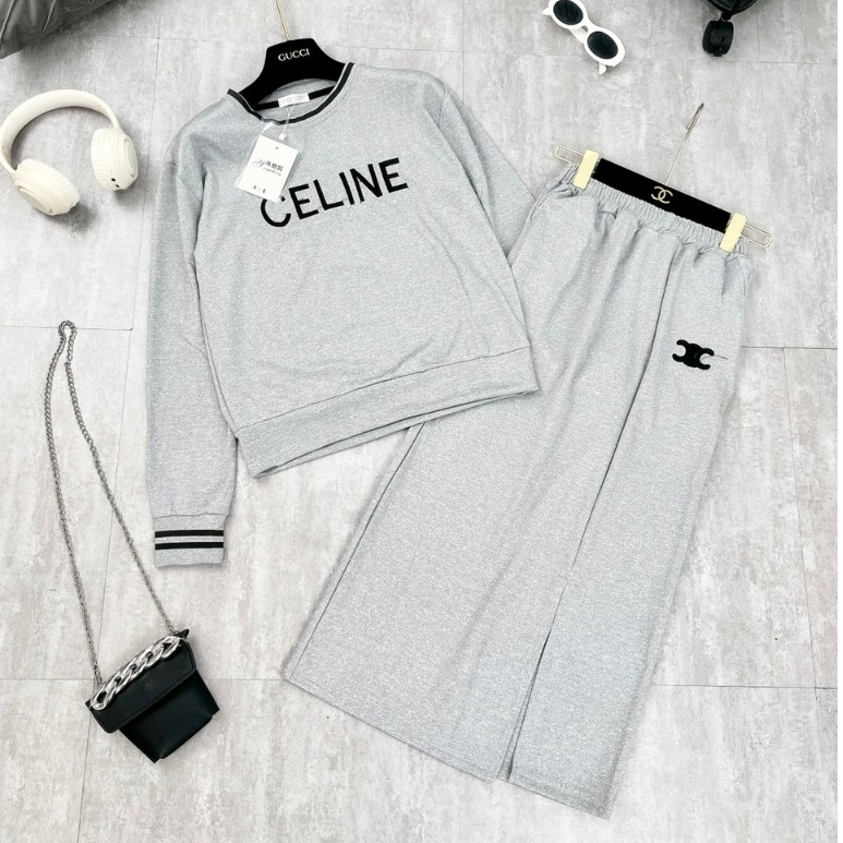 Set Áo Sweater Thêu Chữ Celin Dài Tay Phối Chân Váy Xẻ Tà Trước, Chất Umi Hàn Quốc, TP200