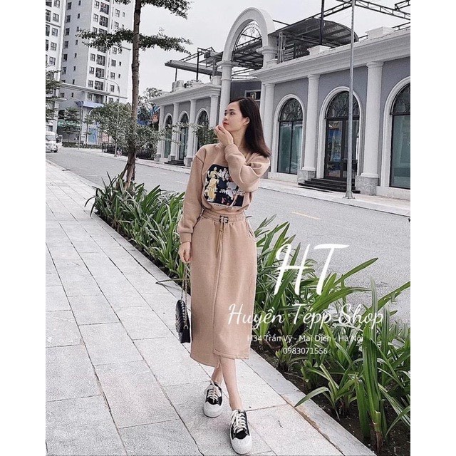 💥HOT💥Set Bộ Nữ Nỉ Hình In 5D Phối Áo Croptop Có Dây Rút Eo - Chân Váy Vạt Lệch Dáng Dài