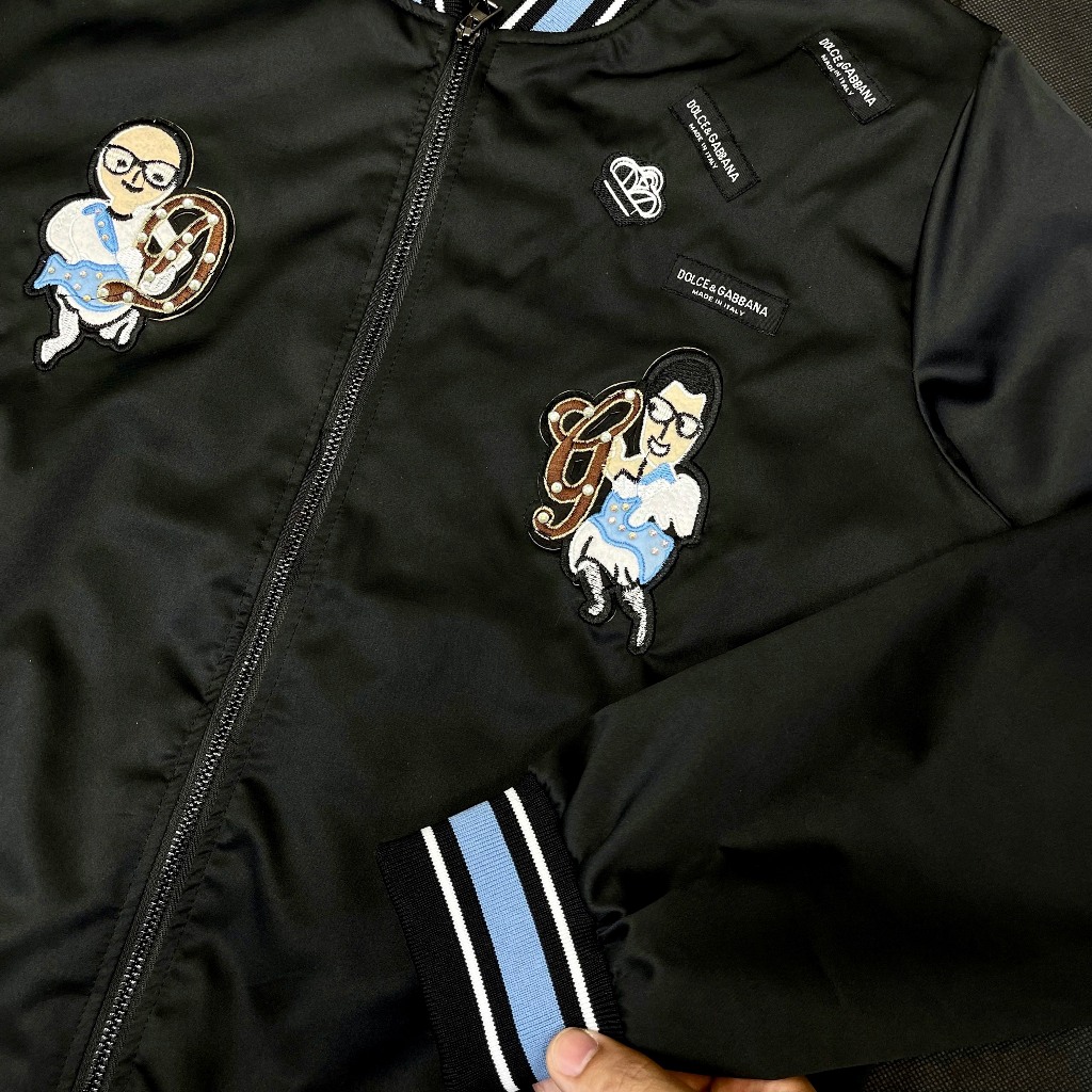 Áo Khoác Bomber Họa Tiết Thêu Sắc Nét Bản Siêu Cấp