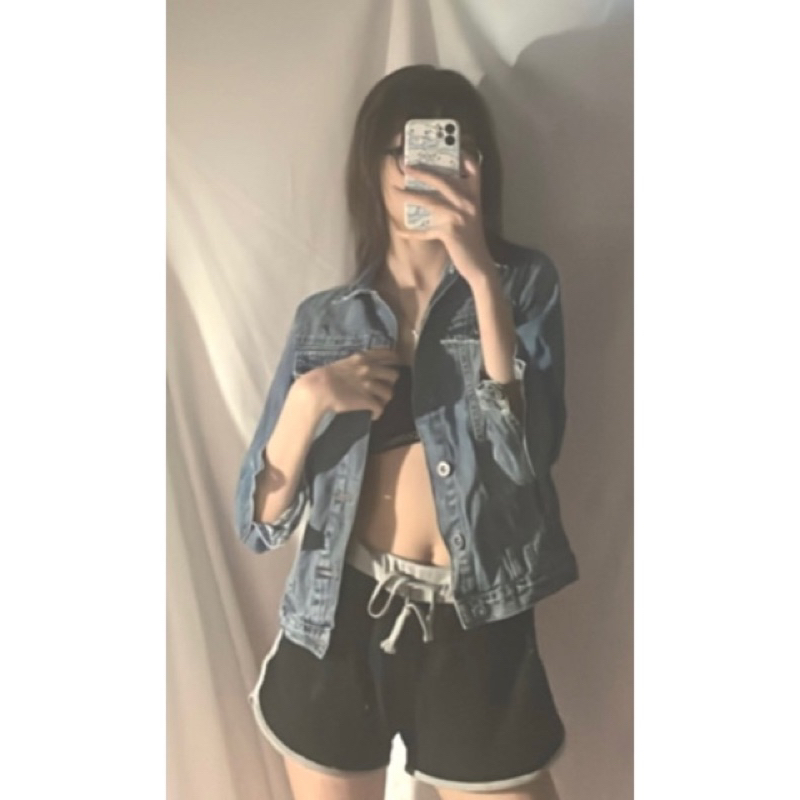 Áo khoác jeans zara dáng crop vintage ngầu lòi