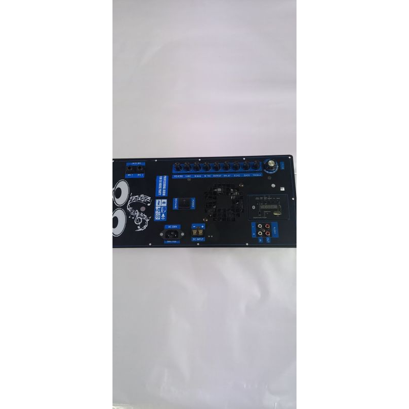 Mạch loa kéo dùng điện AC có reverb 3 D 8 sò đại C5200 2 kênh stereo