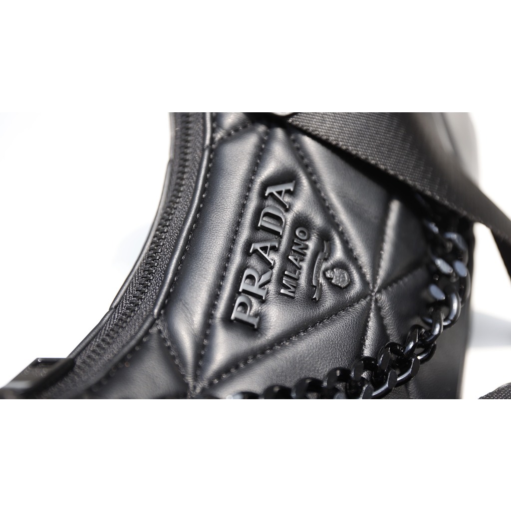 TÚI PRADA MULTI TAG ĐEN SZ25