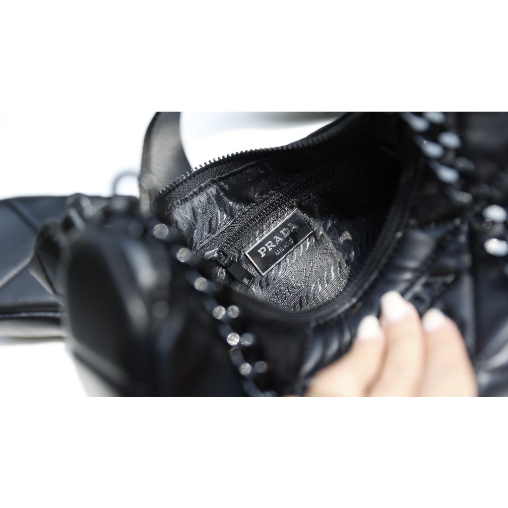 TÚI PRADA MULTI TAG ĐEN SZ25