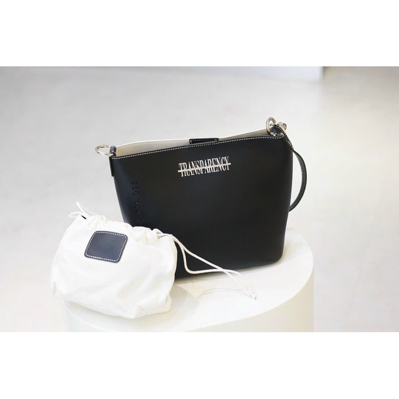 Túi tran bucket đeo chéo