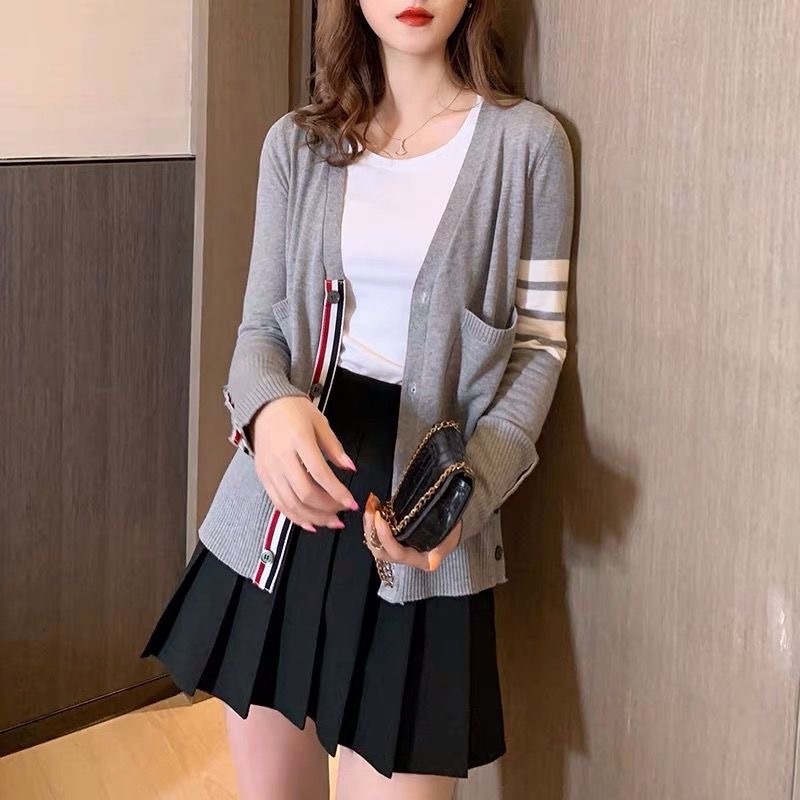 Áo Cardigan Thom Len Hoạ Tiết Bốn Sọc cực dễ thương
