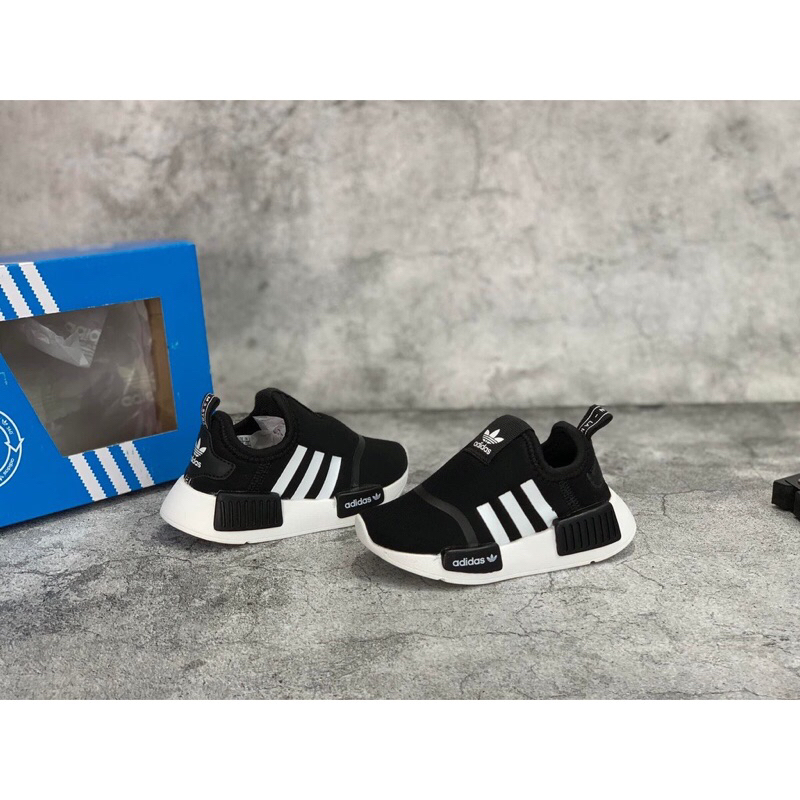 Giày siêu nhẹ NMD rep 1:1 cho bé kèm ảnh thật