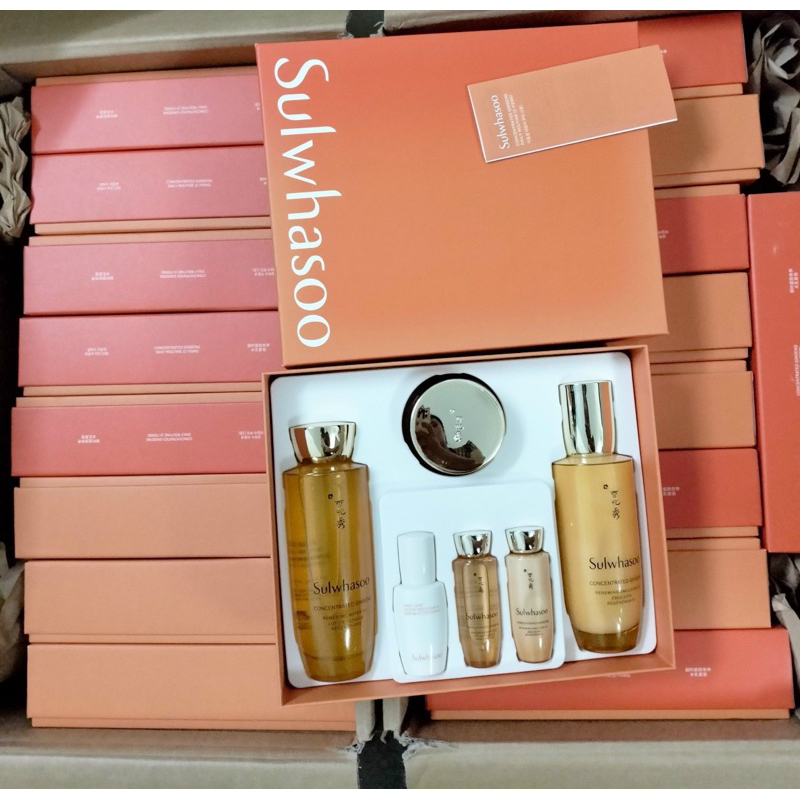 Set nước hoa hồng - sữa dưỡng Sulwhasoo nhân sâm Concentrated Ginseng Renewing Ex