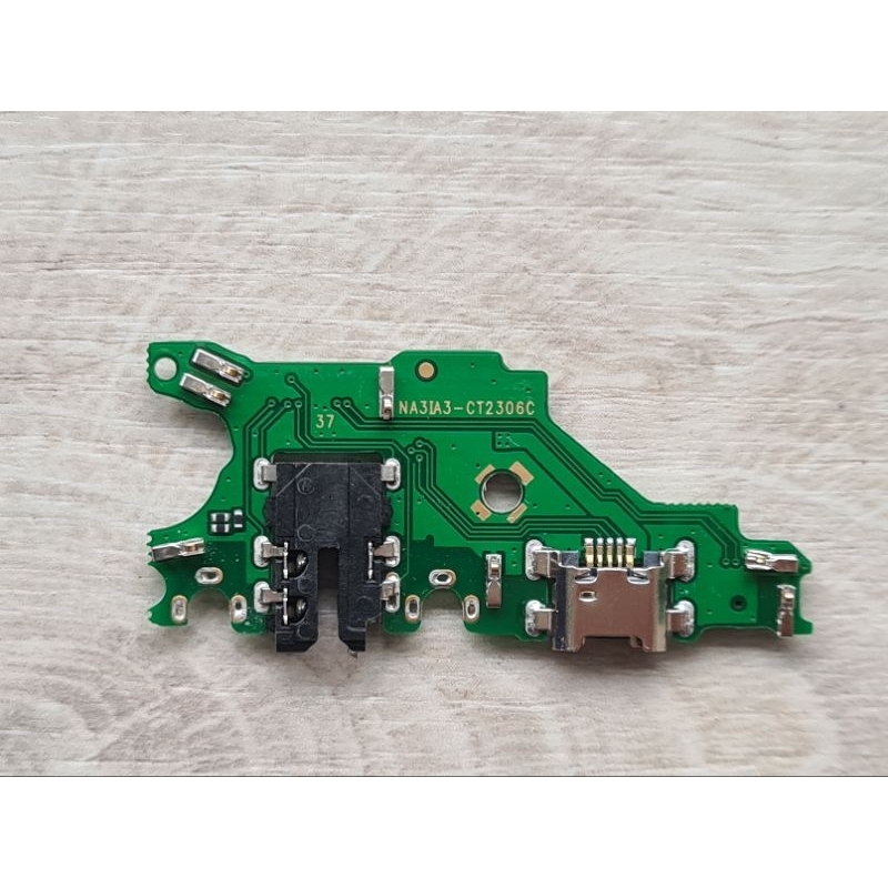 Cụm sạc Huawei Nova 3i , có IC