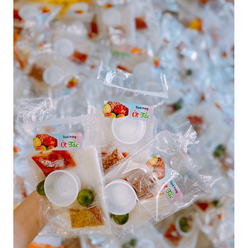 Bánh tráng ớt tắc rim mật ong