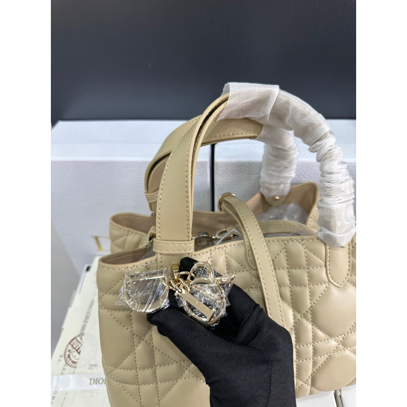 Túi xách Đi ò toujour 2023 NB  MÀU MỚI, nhà Chang về trước nhé Size 23cm fullbox nam châm hộp vân hổ,túi vải,bill,nơ