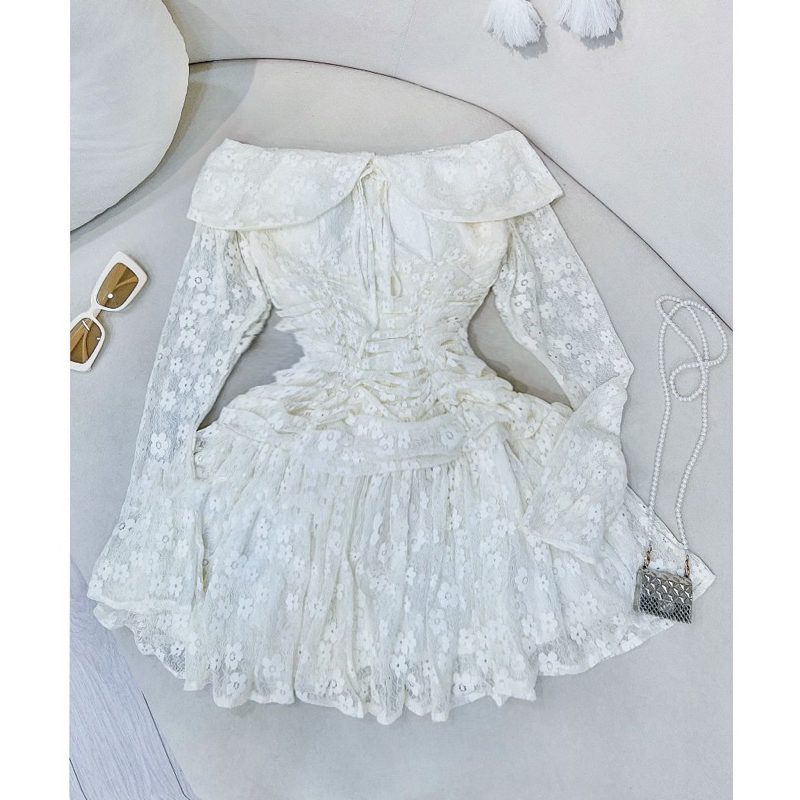 ĐẦM REN HOA BẸT VAI TAY DÀI NHÍU 3M