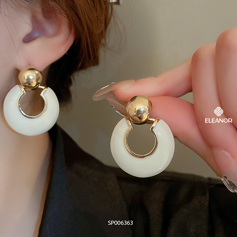 Bông tai nữ chuôi bạc 925 Eleanor Accessories dáng tròn phụ kiện trang sức 6363