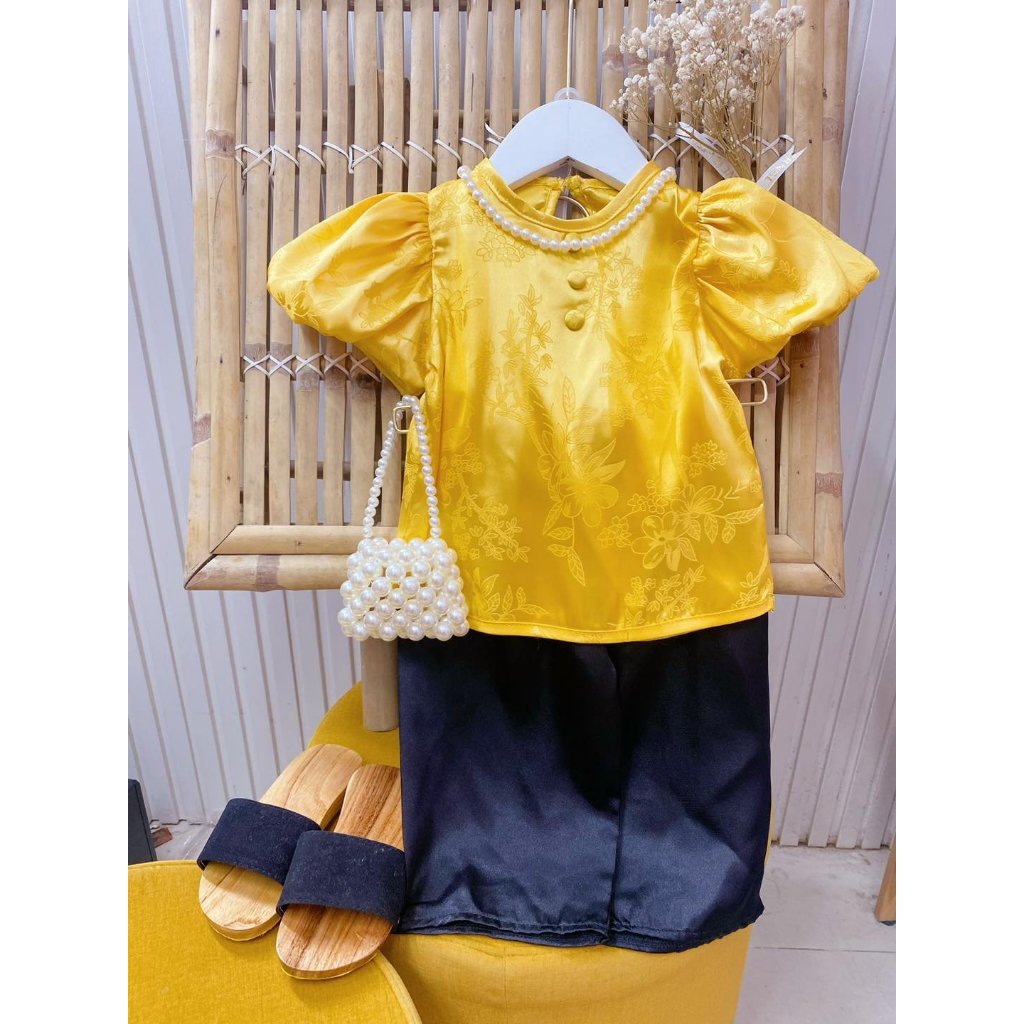 Bộ bà ba gấm màu vàng mặc Tết 2024, đi chùa cho bé gái 6-24kg