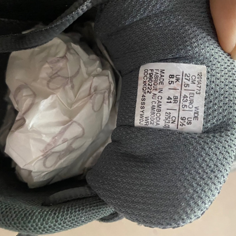 Giày chính hãng đã qua sử dụng