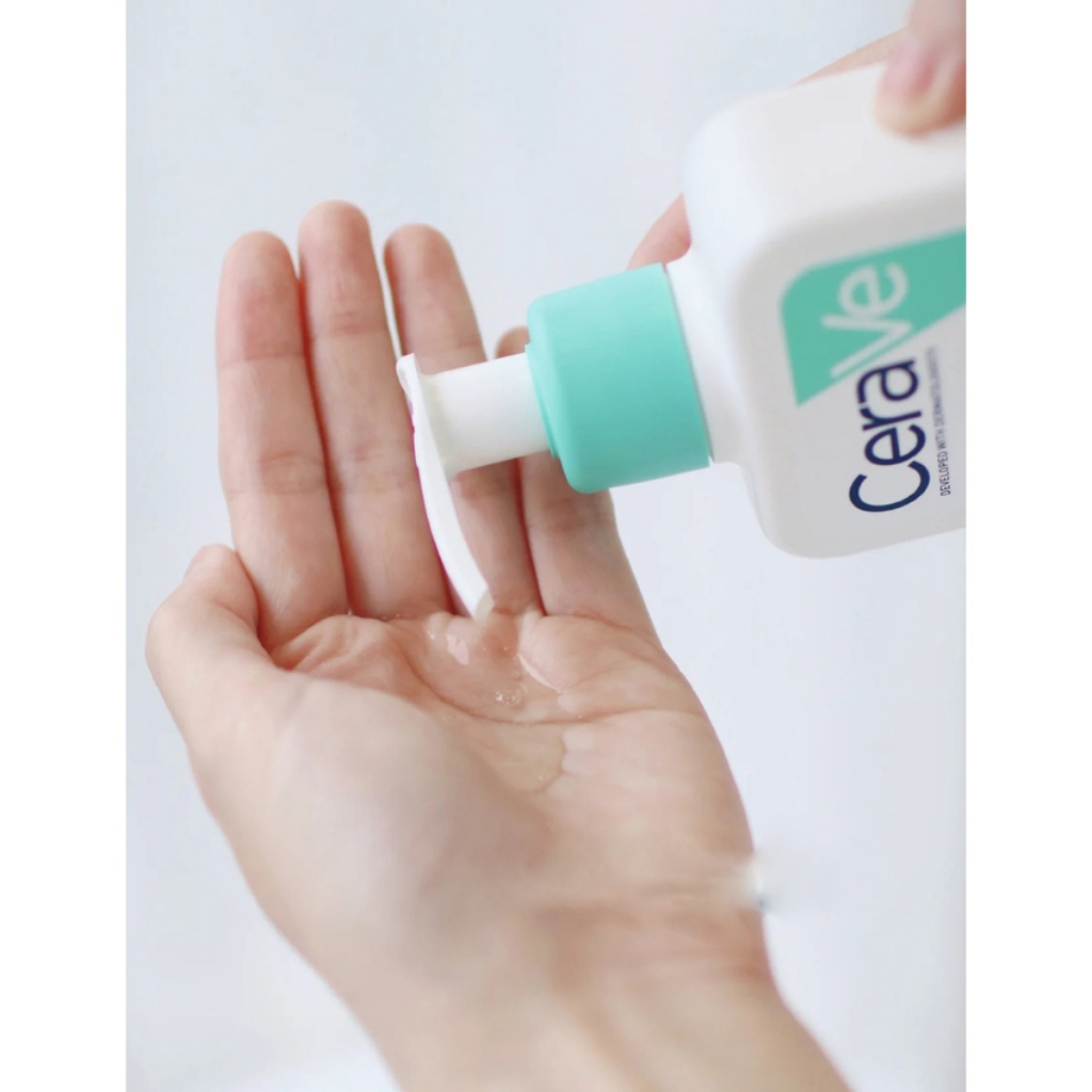 Sữa Rửa Mặt CeraVe Foaming Facial Cleanser Gel Moussant - Bản Đức cho da dầu nhạy cảm