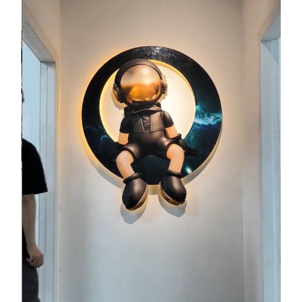 Tranh Tráng Gương phi hành gia loại có đèn và không có đèn