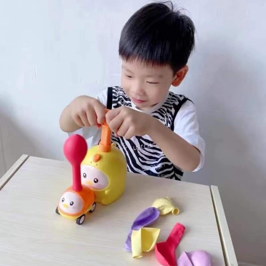 Đồ Chơi Xe Thổi Bóng Phiên Bản Phi Hành Gia