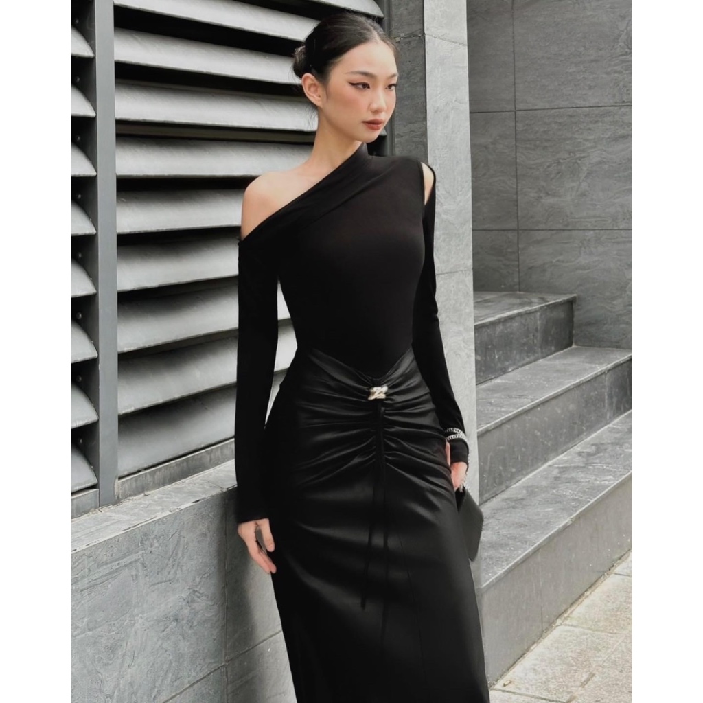 Set áo lệch vai phối chân váy da dây rút nhún eo