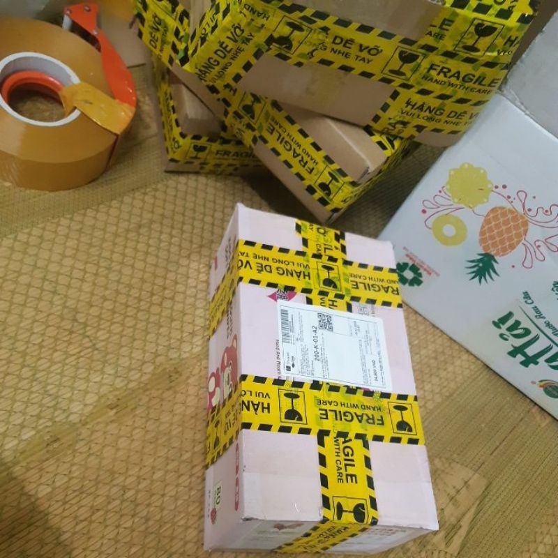 Sỉ 1 Thùng 10 Gói /800 Khăn Giấy Ướt Gấu Dâu Tây