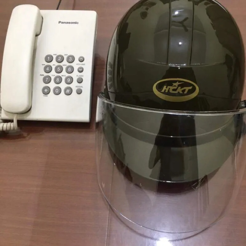 Mũ bảo hiểm HCKT xanh rêu có kính