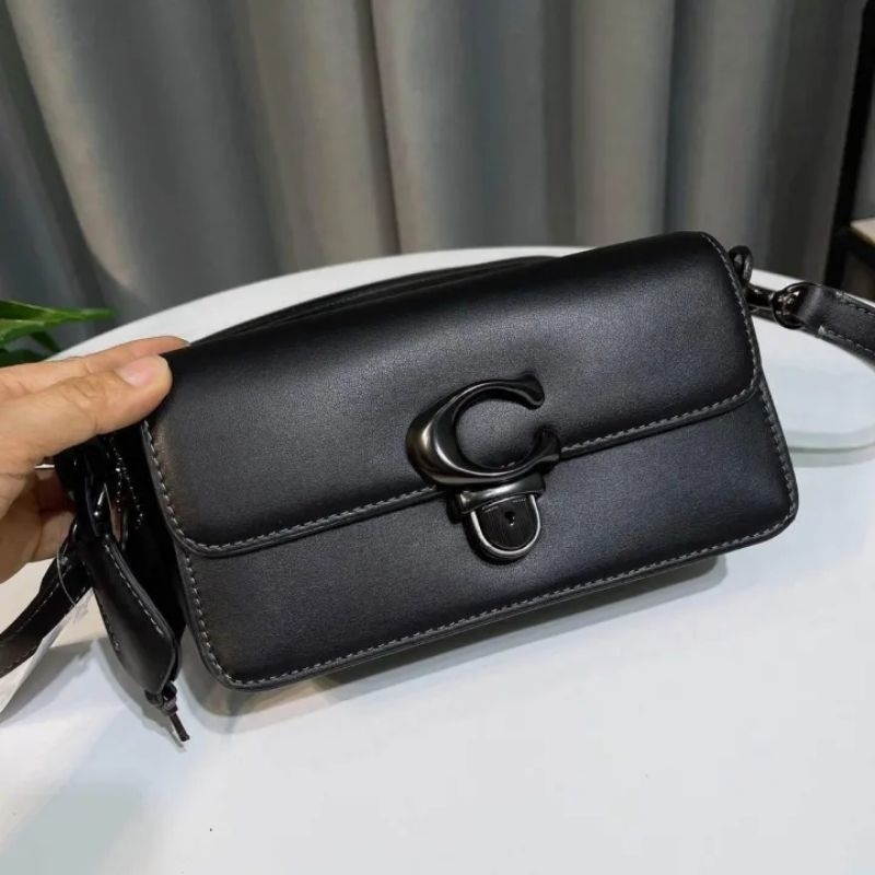 🍀🍀STUDIO BAGUETTE BAG🍀Mẫu coach mini mới sang trọng