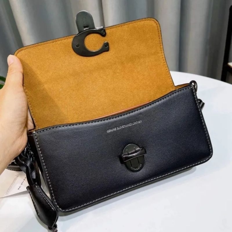🍀🍀STUDIO BAGUETTE BAG🍀Mẫu coach mini mới sang trọng