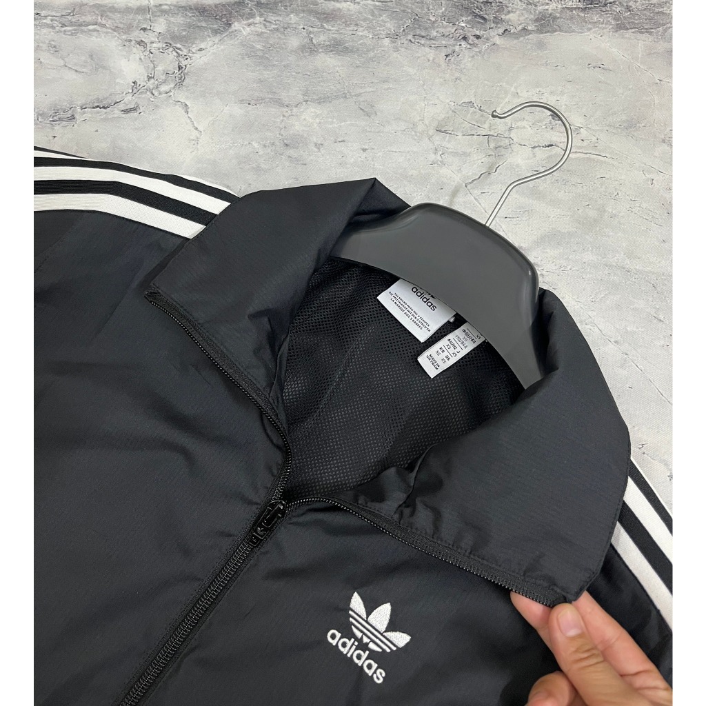Adidas Adicolor 3D Trefoil Chất lượng Gió 2 lớp túi có khoá chỉ duy nhất size XS âu