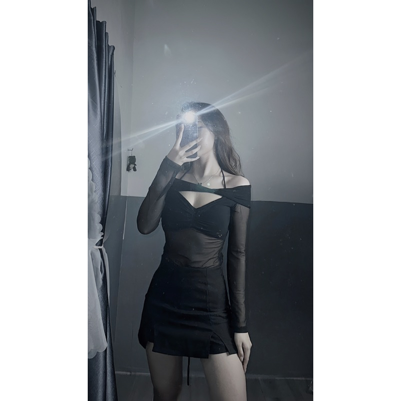 Áo kiểu trễ vai thun lưới