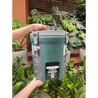 Thùng đá stanley adventure fast flow water jug 7,5l