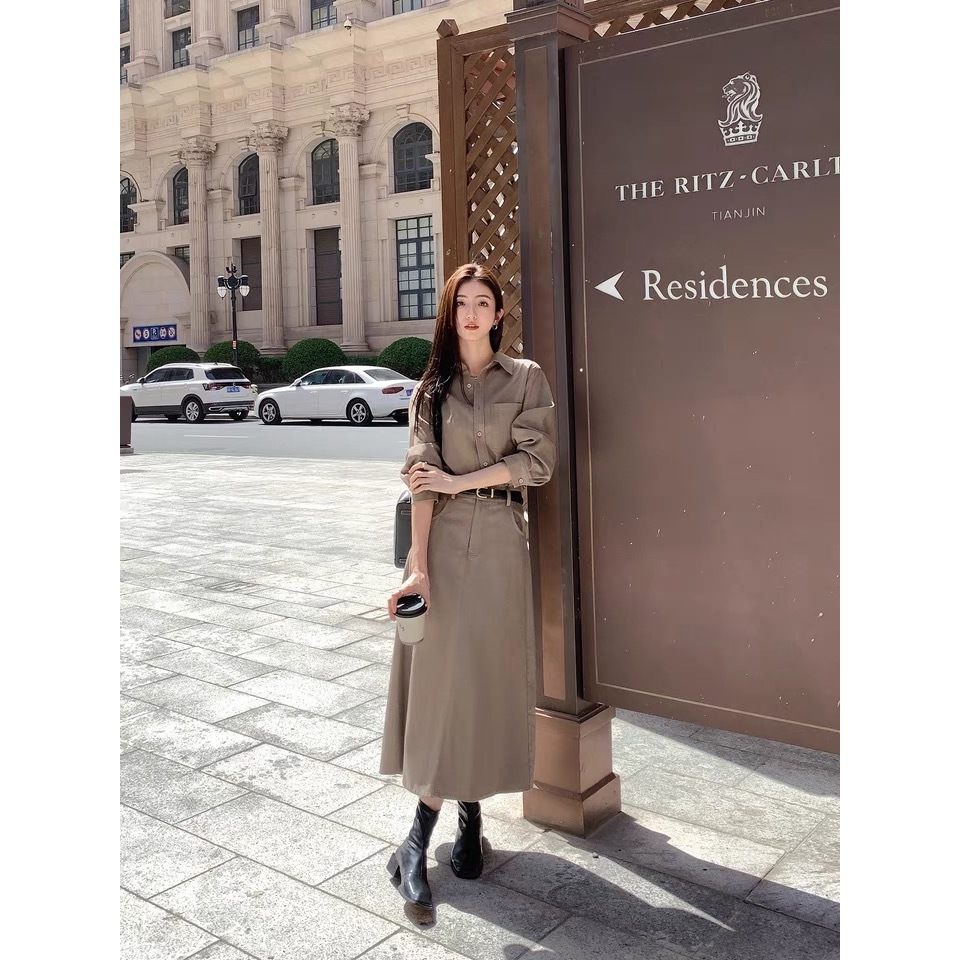 Váy dài Aly suông dáng dài cổ áo sơ mi , đầm dài liền thân chất liệu Kaki