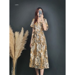 C1372 (C1371) - Đầm cổ tim tay ngắn loang màu cột nơ