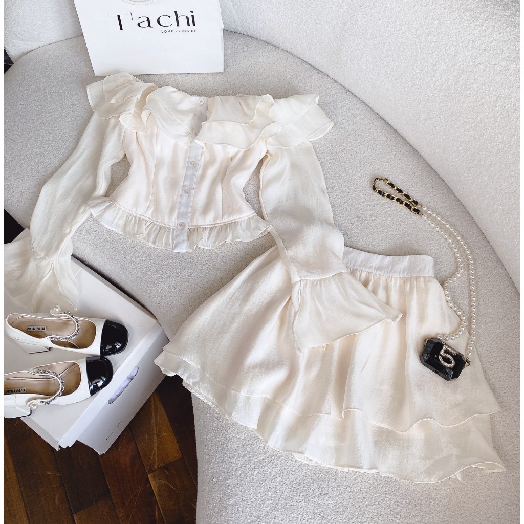 SET ÁO TƠ KEM BÈO TẦNG BẸT VAI CROPTOP + CHÂN VÁY KEM BÈO TẦNG ONEC